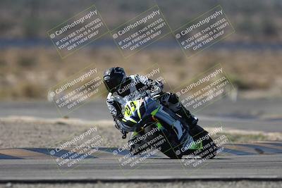 media/Oct-05-2025-CVMA (Sun) [[beeef4f201]]/Race 3-Amateur Supersport Middleweight/